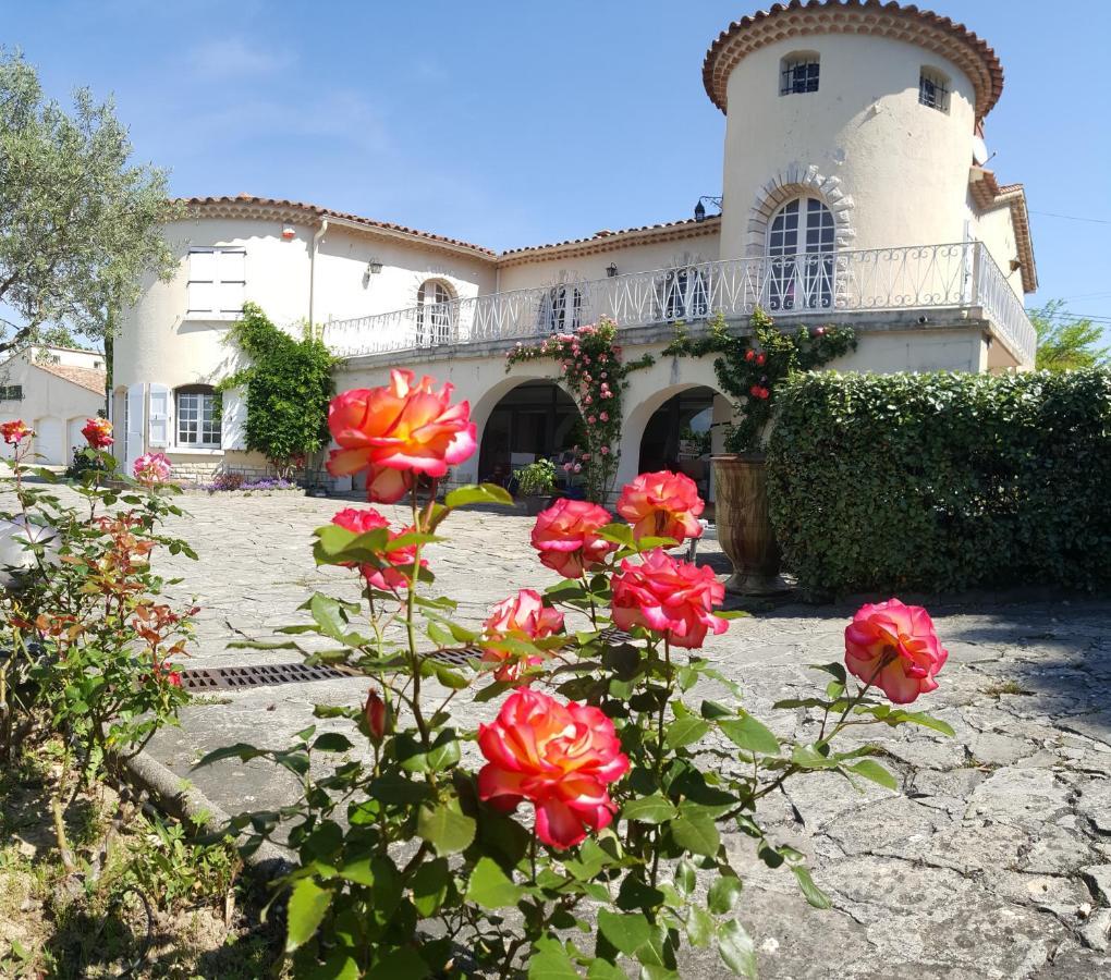 Готель Le Relais Fleuri Алес Екстер'єр фото